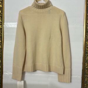 Lord & Taylor sweater